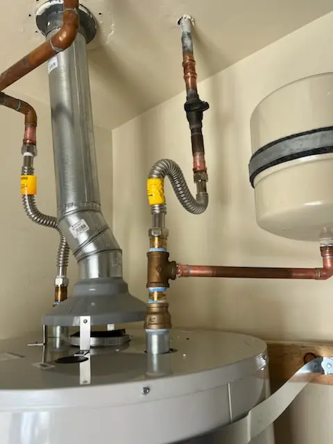 Water heater installation and plumbing repair in Hammocks